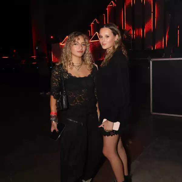 Mía Muñoz y Ana Jimena Argüelles 