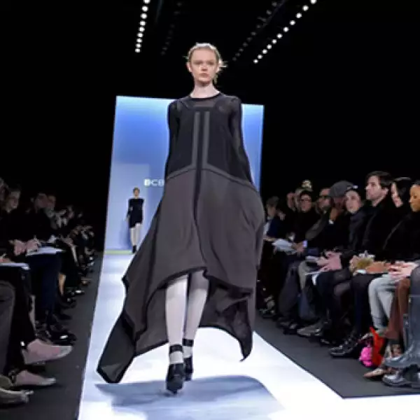 pasarela de bcbg azria en la semana de la moda de nueva york