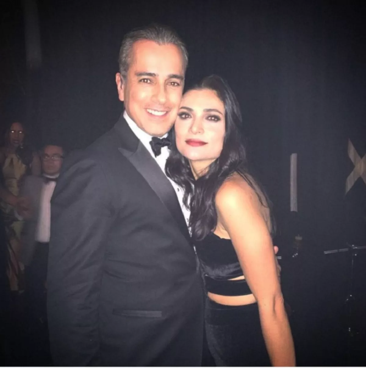 La pareja no evitó en tomar una fotografía de este innolvidable momento.