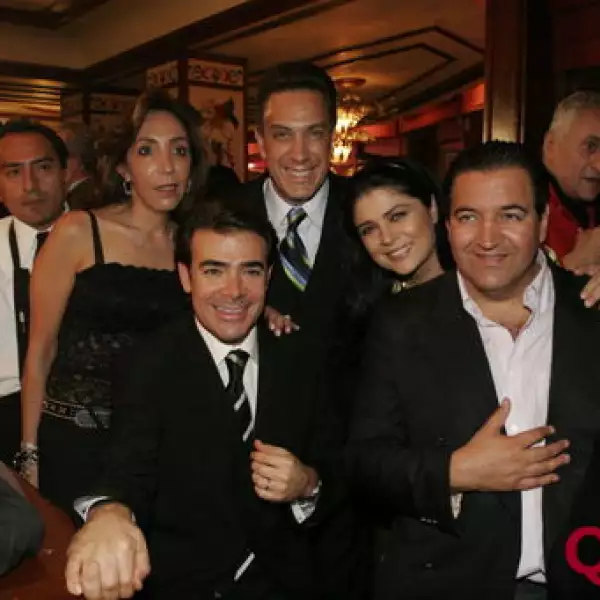 Georgina Abantara, Toño Mauri, Omar Fayad, Victoria Rufo, Salvador Mejía