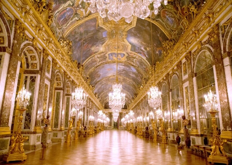 Este es el interior del palacio en el que Nicolás Sarkozy y Carla Bruni gastaron casi 100 mil euros por hacer una reunión privada.