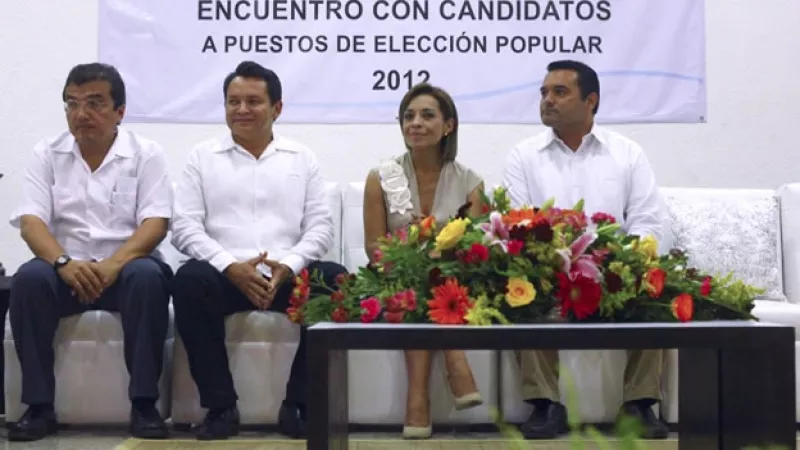 Vazquez Mota se reune con candidatos locales en Yucatan