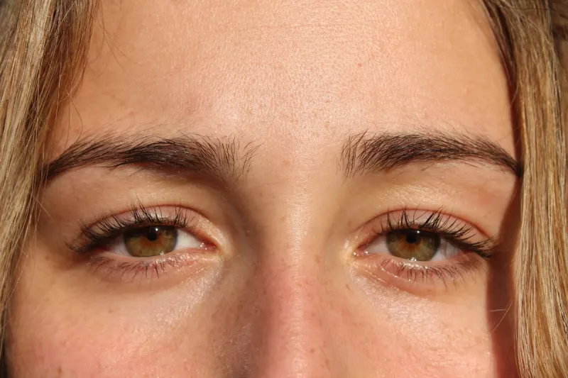 Ojos de mujer