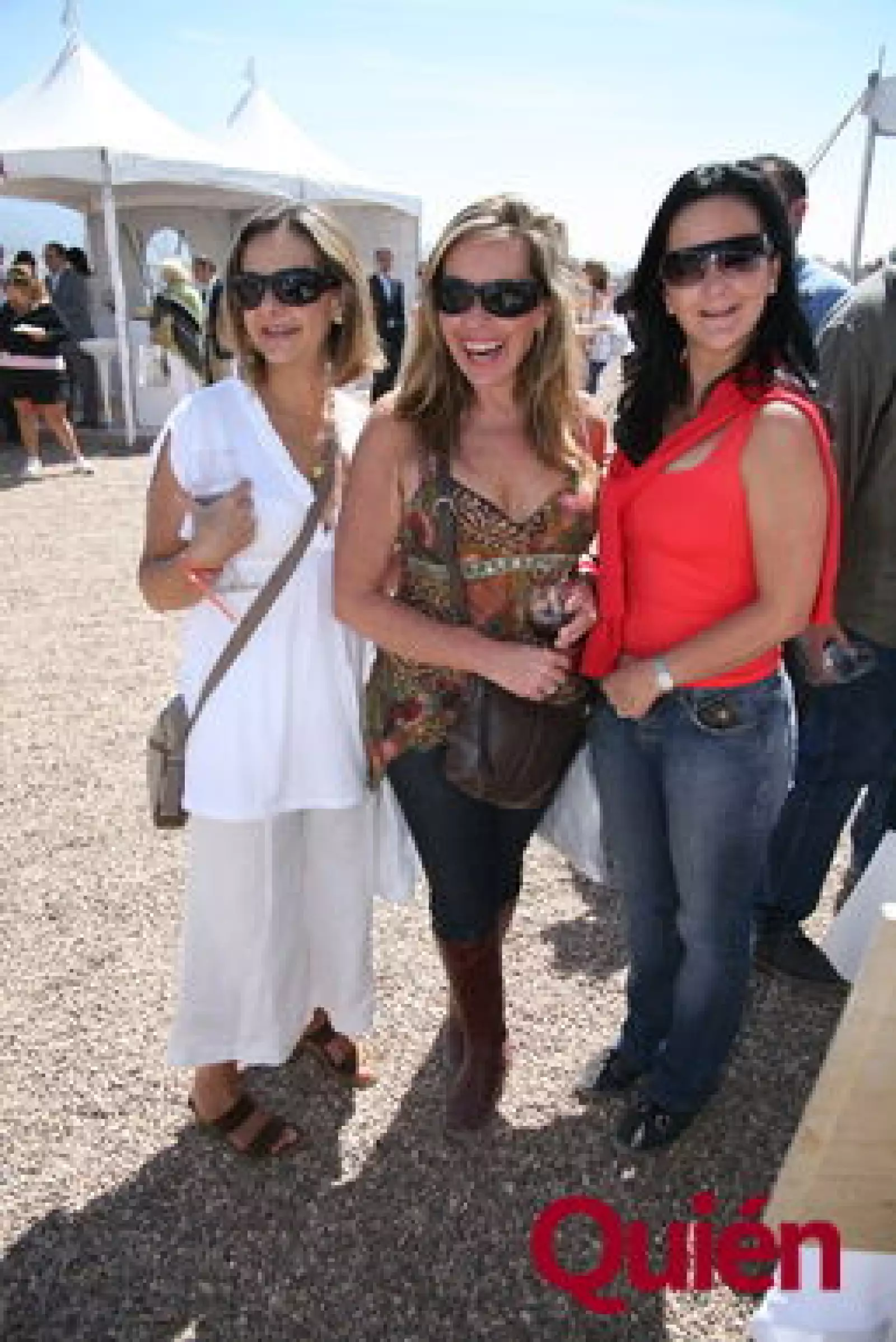 Monica Cortazar, Emma Acosta, Alejandra Barrios