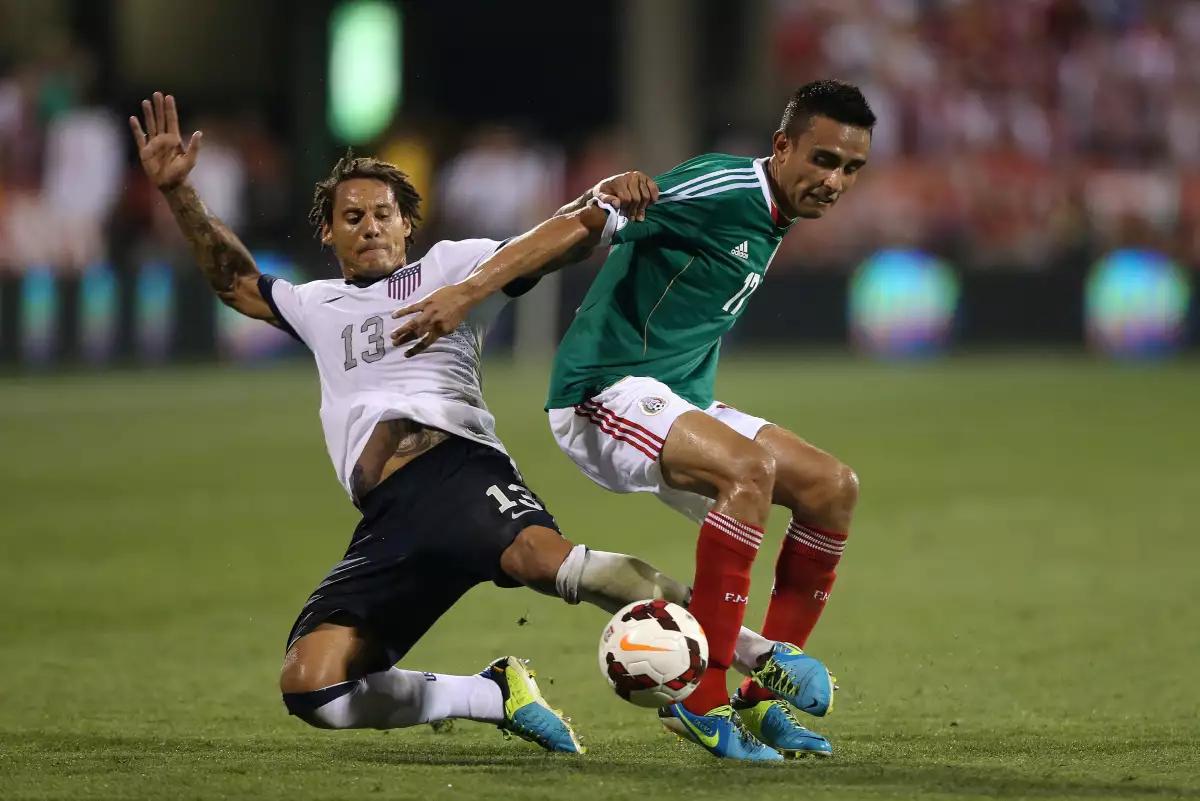 El mal desempeño de la selección mexicana pone en riesgo inversiones empresariales para estar presentes en el Mundial de Brasil 2014. (Foto: Notimex)