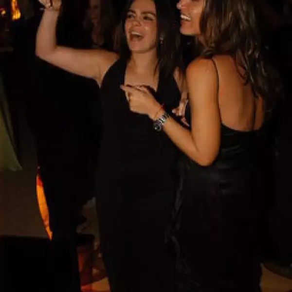 Paola Esrawe, Edith Serrano