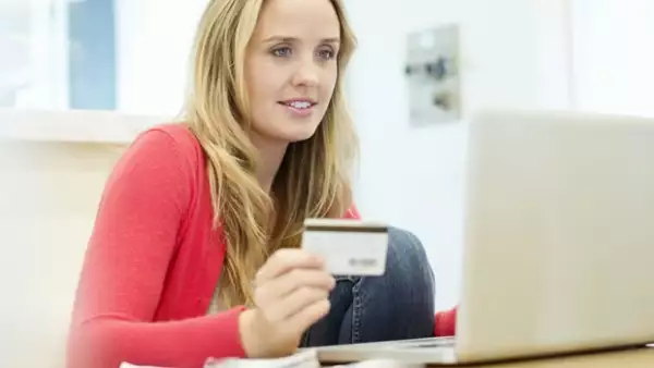 El comercio electrónico tiene cada vez más impacto en la compra de productos, ¿no te has animado a hacerlo? Aquí algunas razones que te convencerán.