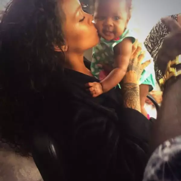 Aunty OhNaNa, fue el apodo que Rihanna eligió para su papel de tía.