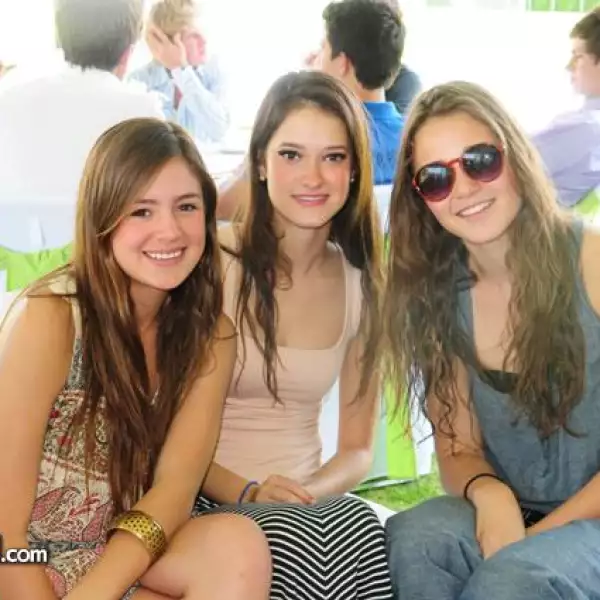 Andrea Viruete,Giovana Zannie,Fer Gudiño