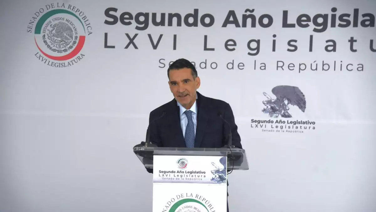 luis armando melgar.jpg