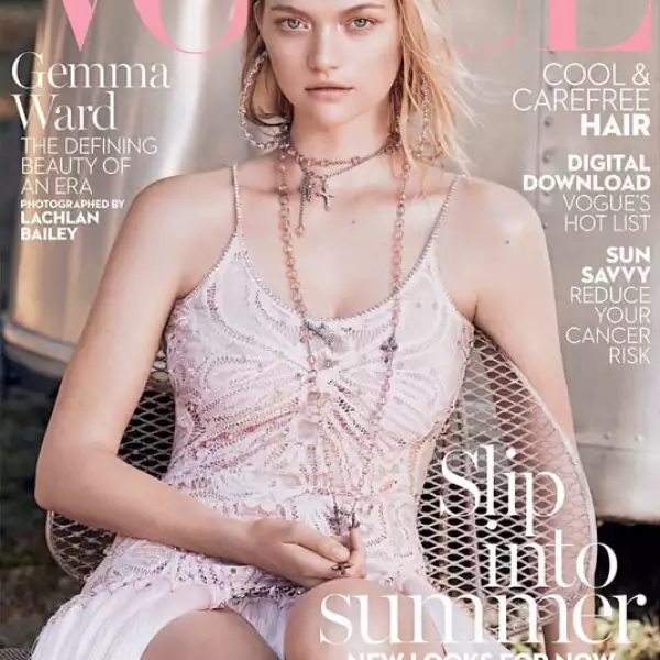 Vogue Australia: Gemma Ward nos sigue impresionando, esta vez usando un vestido de Givenchy by Riccardo Tisci.