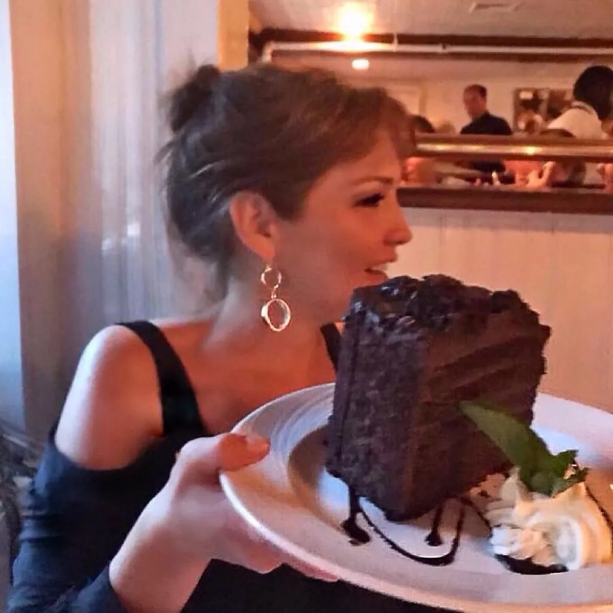 Thalía cumpleaños 46 pastel