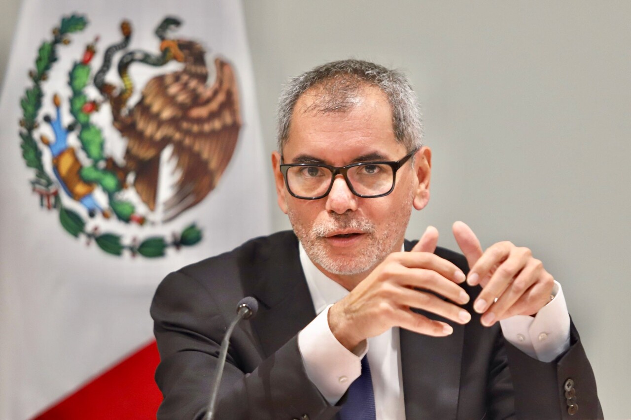 Hacienda confía en acciones para dar revés a perspectiva negativa de S&P