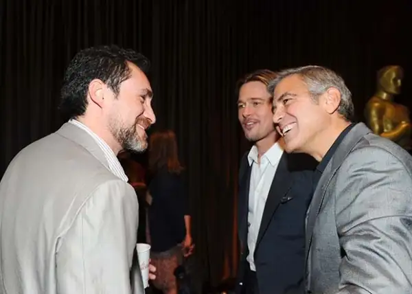 En el lunch previo a la ceremonia de los premios Oscar, Demian convivió con George Clooney y Brad Pitt quienes lo felicitaron por su gran trabajo.