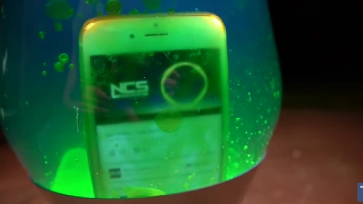 iphone lampara de lava