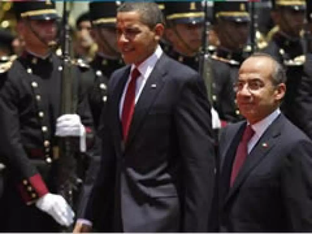 Obama y Calderón en Los Pinos. (Foto: Reuters)