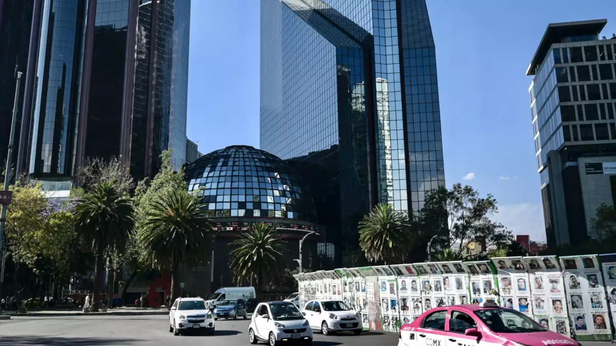 Acciones de bancos caen en la Bolsa Mexicana de Valores tras sanciones de EU por nexos con fentanilo
