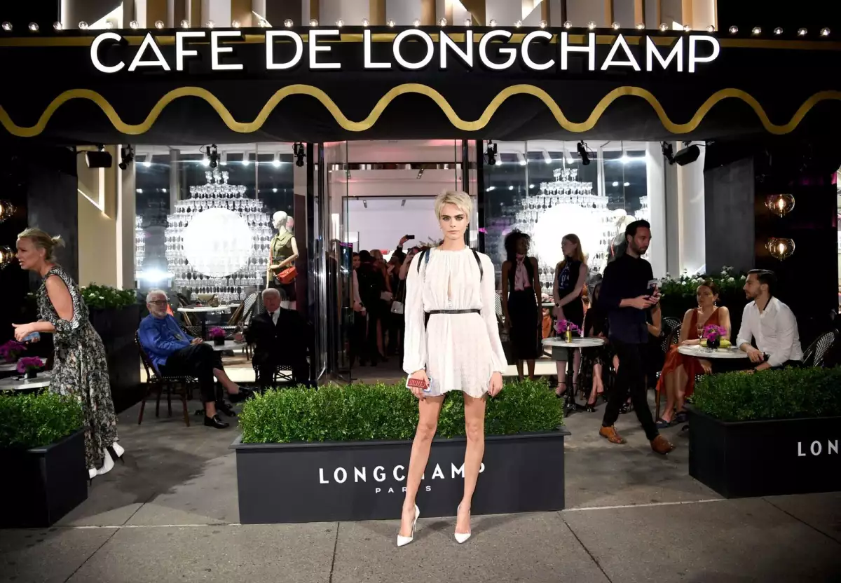 Apertura Longchamp