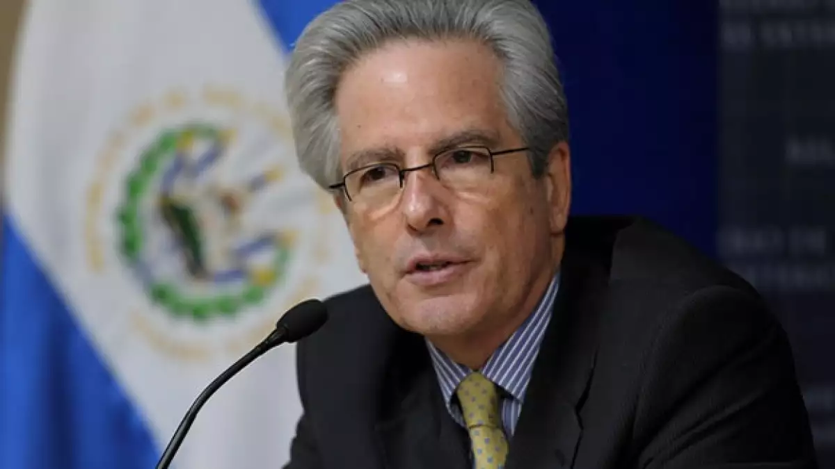 ArturoValenzuela