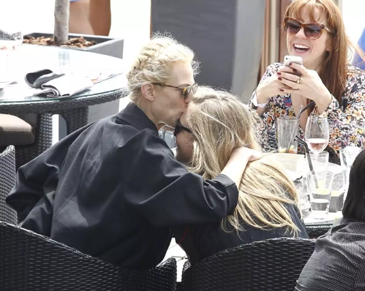 Cara y Aymeline se conocieron hace mucho tiempo pues han compartido diferentes pasarelas.