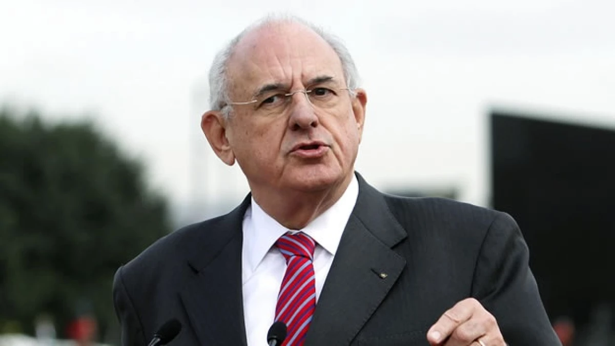 Ministro defensa Brasil