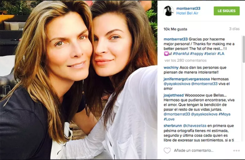 La conductora le dedicó a Yaya Kosikova un espectacular en Los Ángeles, y todo parece indicar que es con motivo de su primer año juntas.