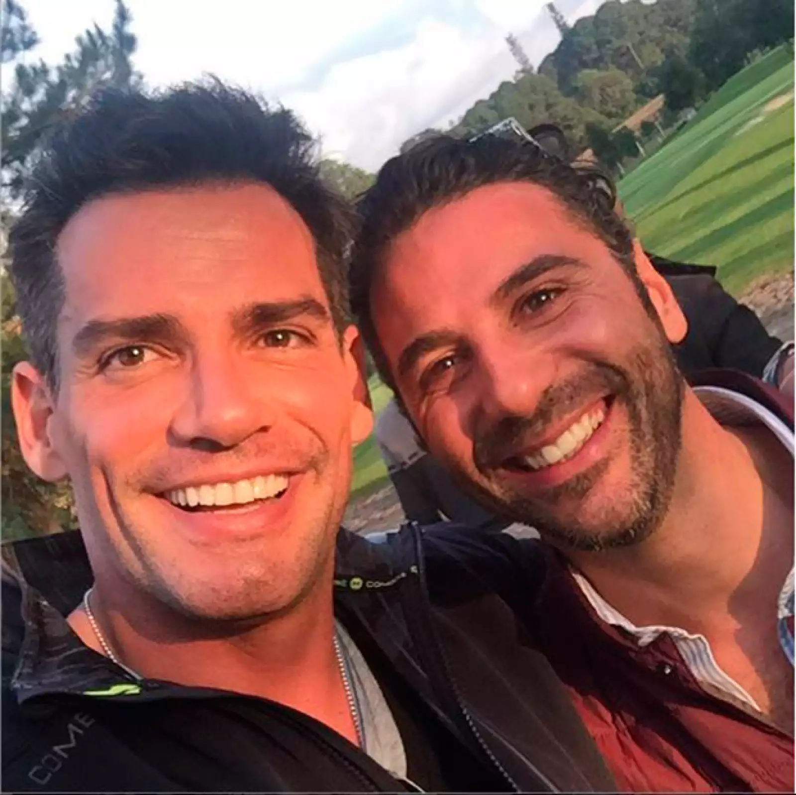 Cristian de la Fuente y Pepe Bastón se tomaron una selfie para el recuerdo.