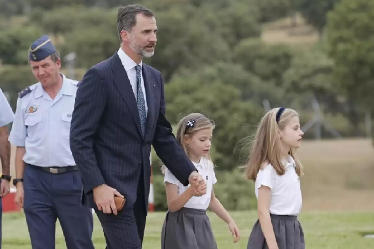 En unos días Felipe VI cumple su primer aniversario como rey, por lo que estas fotos fueron liberadas para dicha conmemoración.