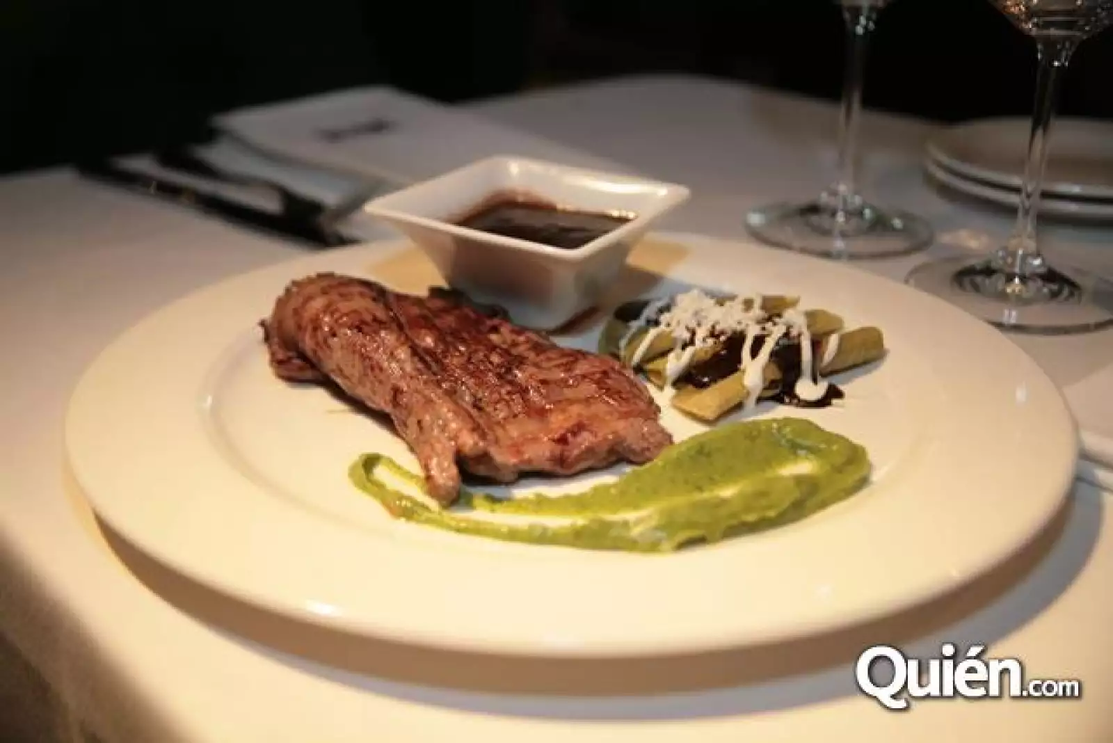 Comida Con Miguel Verduzco