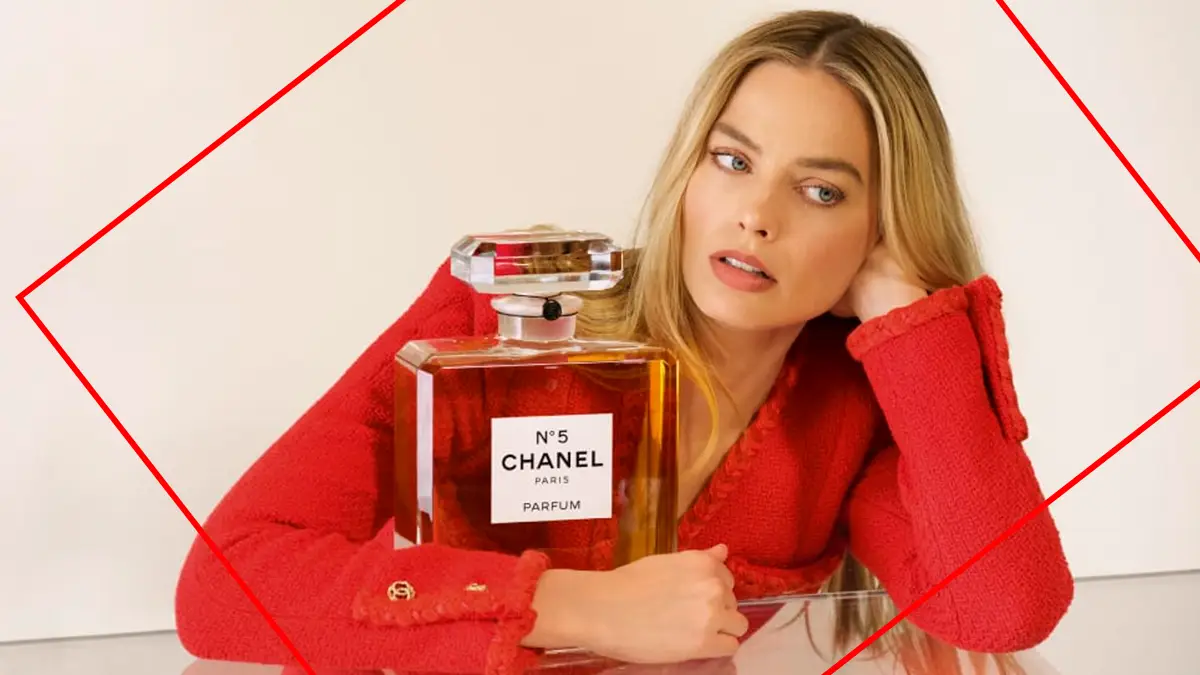 Margot Robbie Chanel 