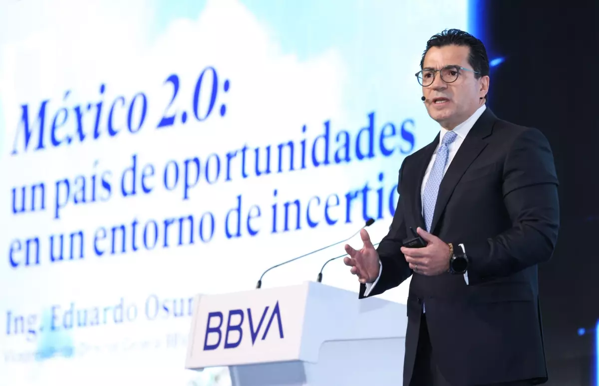El plan de infraestructura de Sheinbaum impulsará 0.9% el PIB de México, pero solo si cumple un requisito: BBVA