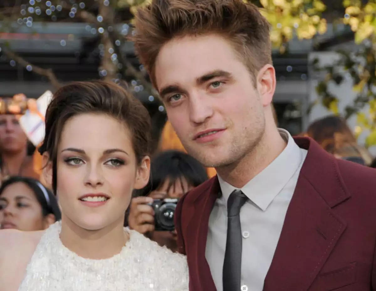 Los actores reanudaron su relación amorosa después de una infidelidad, confirmaron fuentes cercanas a People.