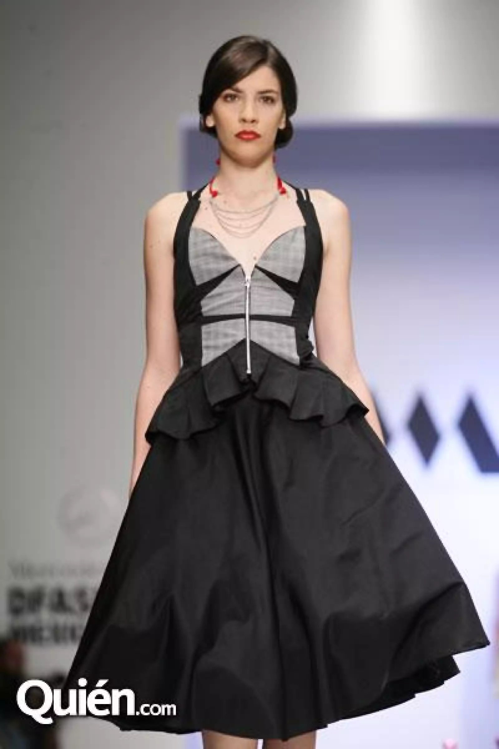 MBDF Pasarela Manhes&Massun