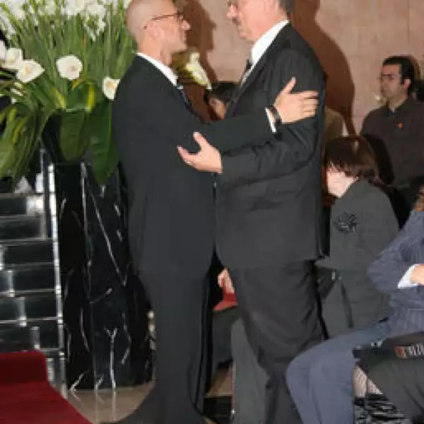 Oscar Román, Marek Keller