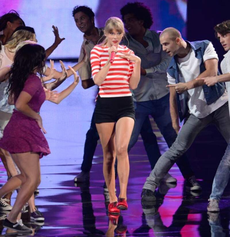 Celebs como Taylor Swift son grandes fans de la marca. En el caso de Taylor los high weist shorts.