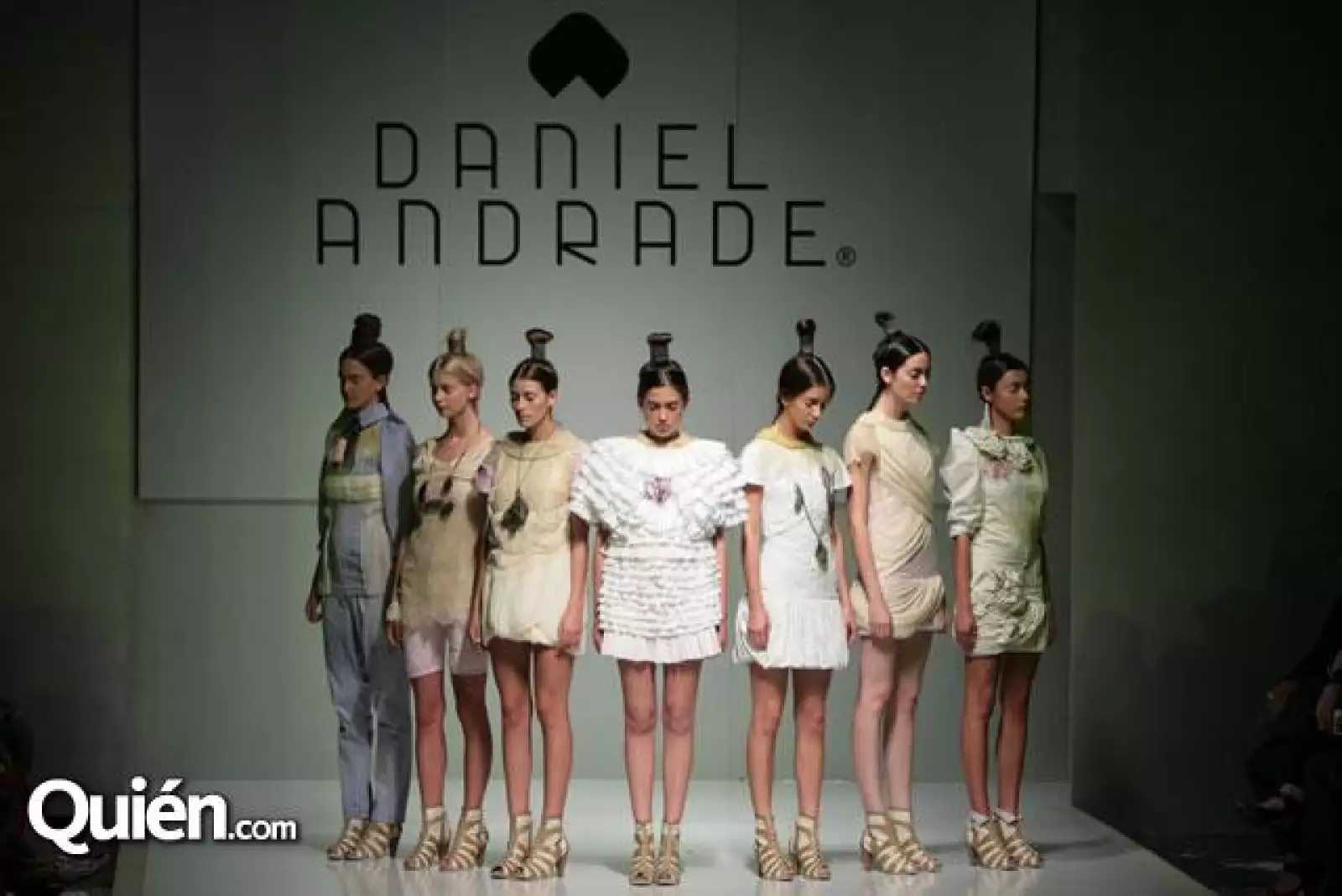 IDM Desfile Daniel Andrade