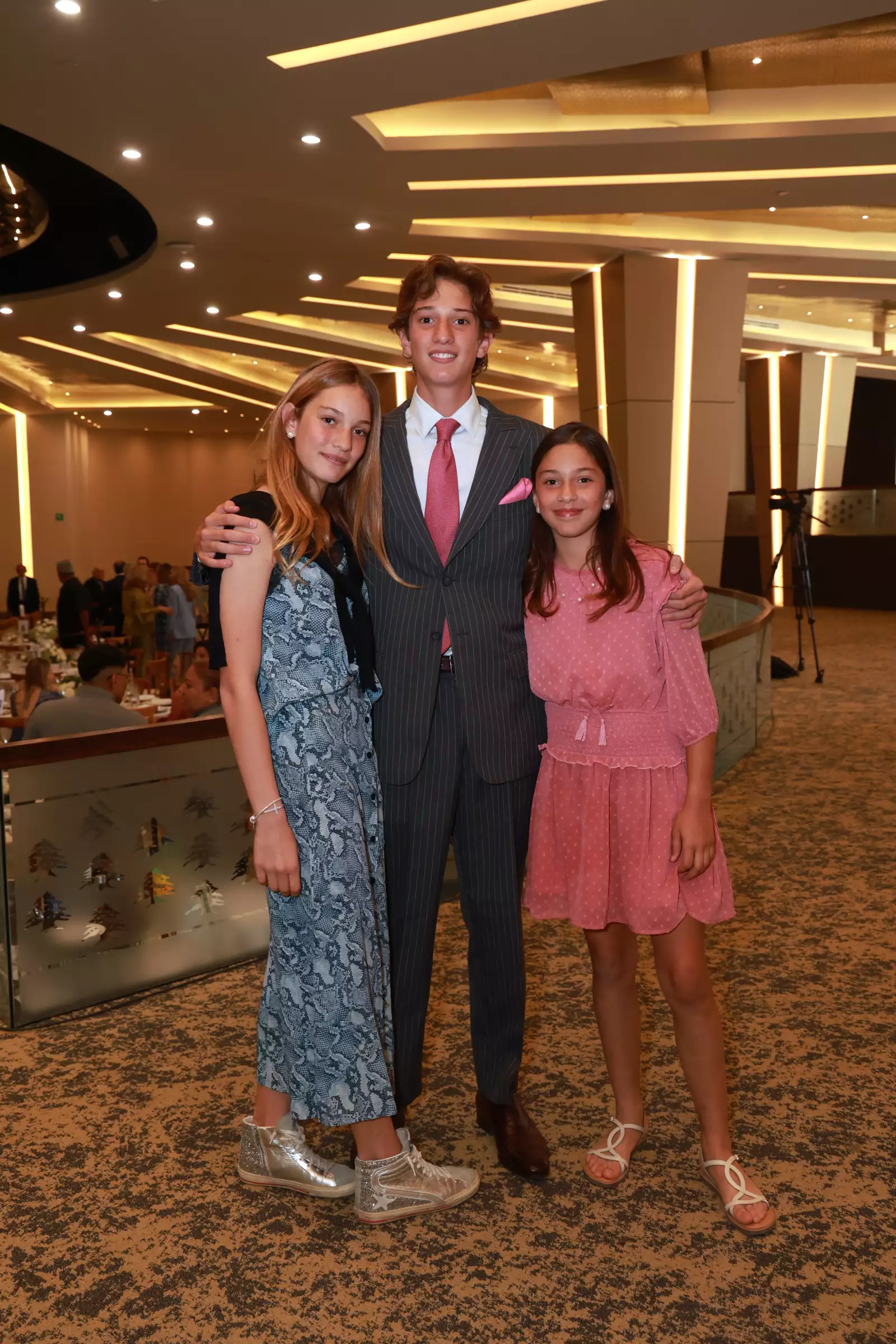 Luciana, Piero y Sofía Checa 