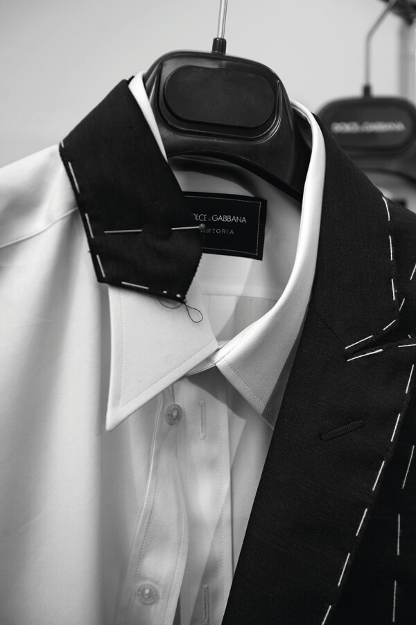 BOOKLET SARTORIA - shot by Andrea Passuello (5).jpg