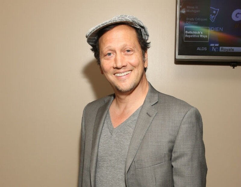 Rob Schneider, quien reside en California, demostró estar informado sobre la situación en México.