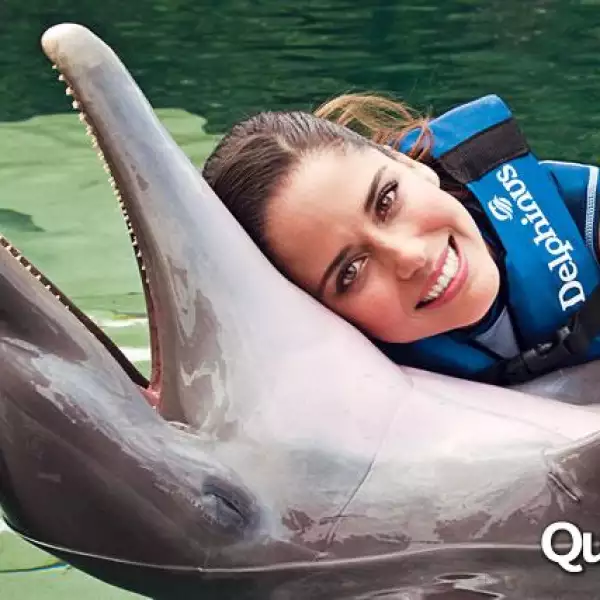 Ana Claudia Talancón rostro Delphinus