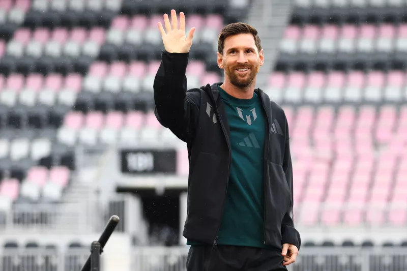 Messi inaugurará su estatua gigante en la India como parte de una gira