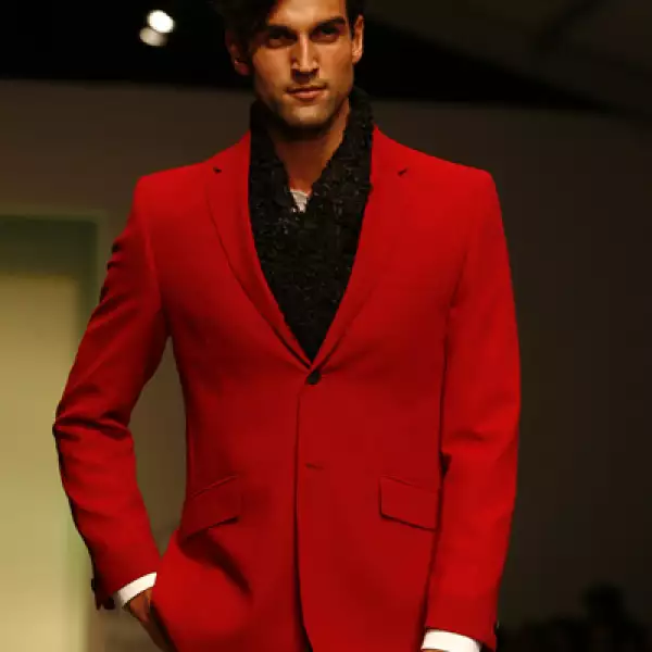 Desfile Arturo Ramos