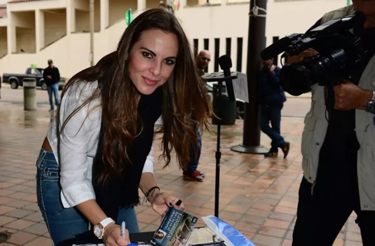 Como vocera de PETA, Kate del Castillo lanzó un video hace unos días en defensa de los animales de circo y en contra del maltrato que sufren durante sus amaestramientos.