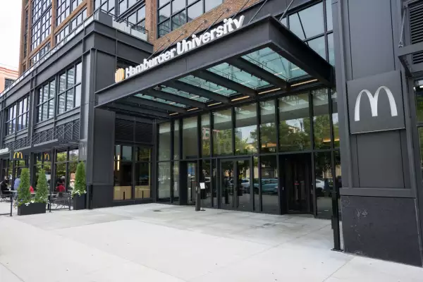McDonald’s reportaba nueve campus de Hamburger University alrededor del mundo para 2023.