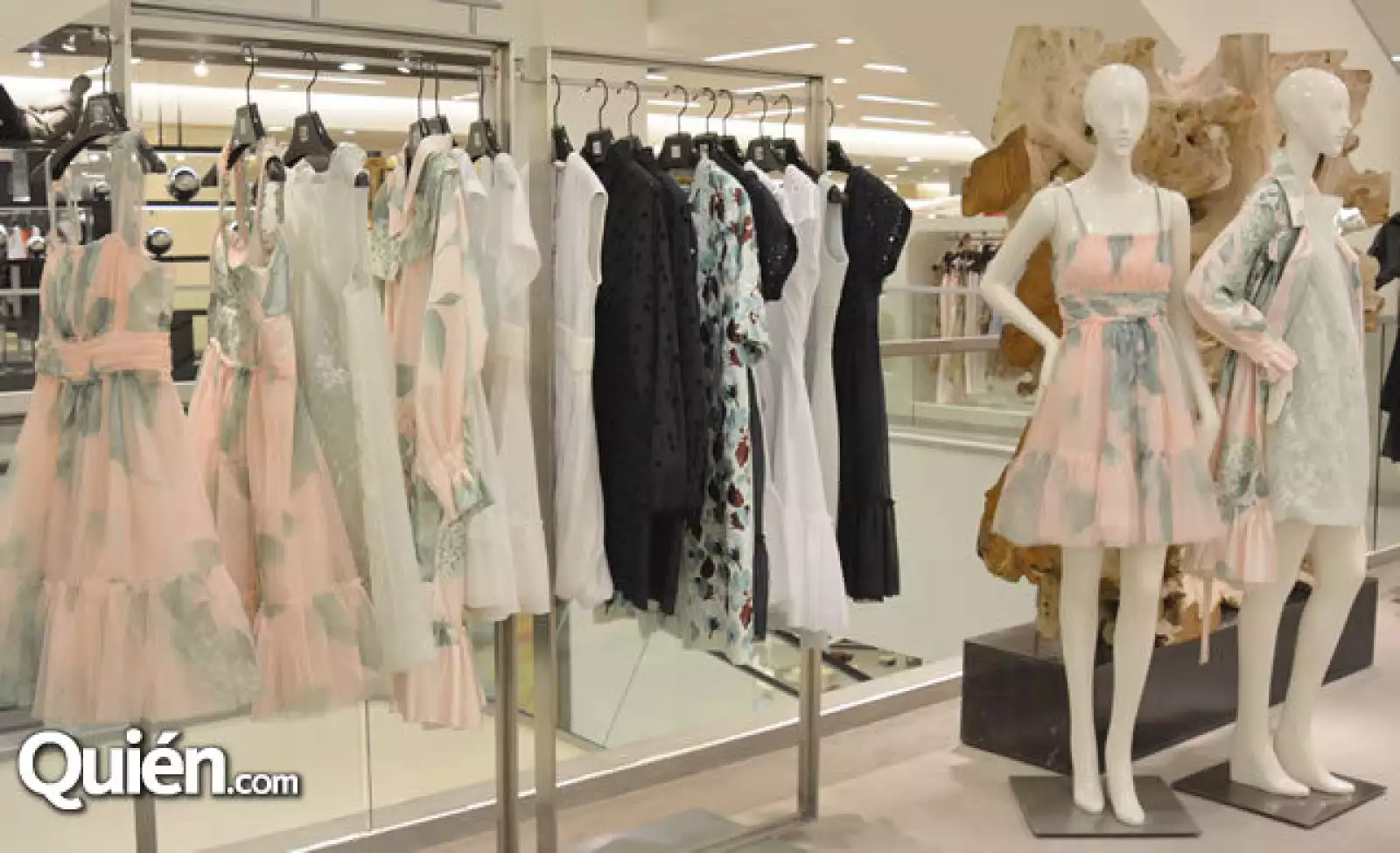 Lanzamiento Amelia Toro en Saks