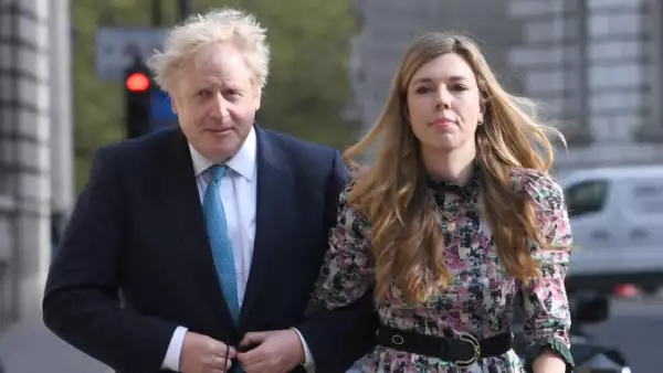 Boris y Carrie Johnson.