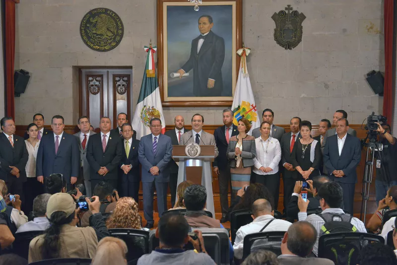 Javier Duarte hizo un llamado a todo su equipo para intensificar el trabajo hasta el último día de su administración.