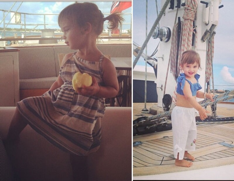 Rose de 20 meses en el yate familiar.