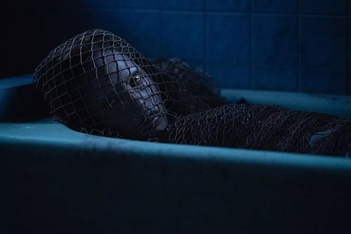 Adria Arjona en Monsterland