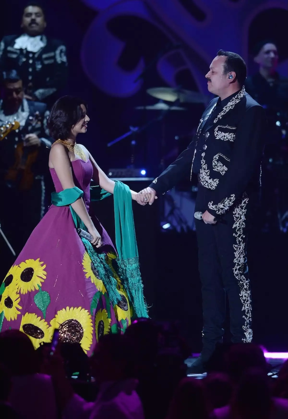 Pepe Aguilar y Ángela Aguilar